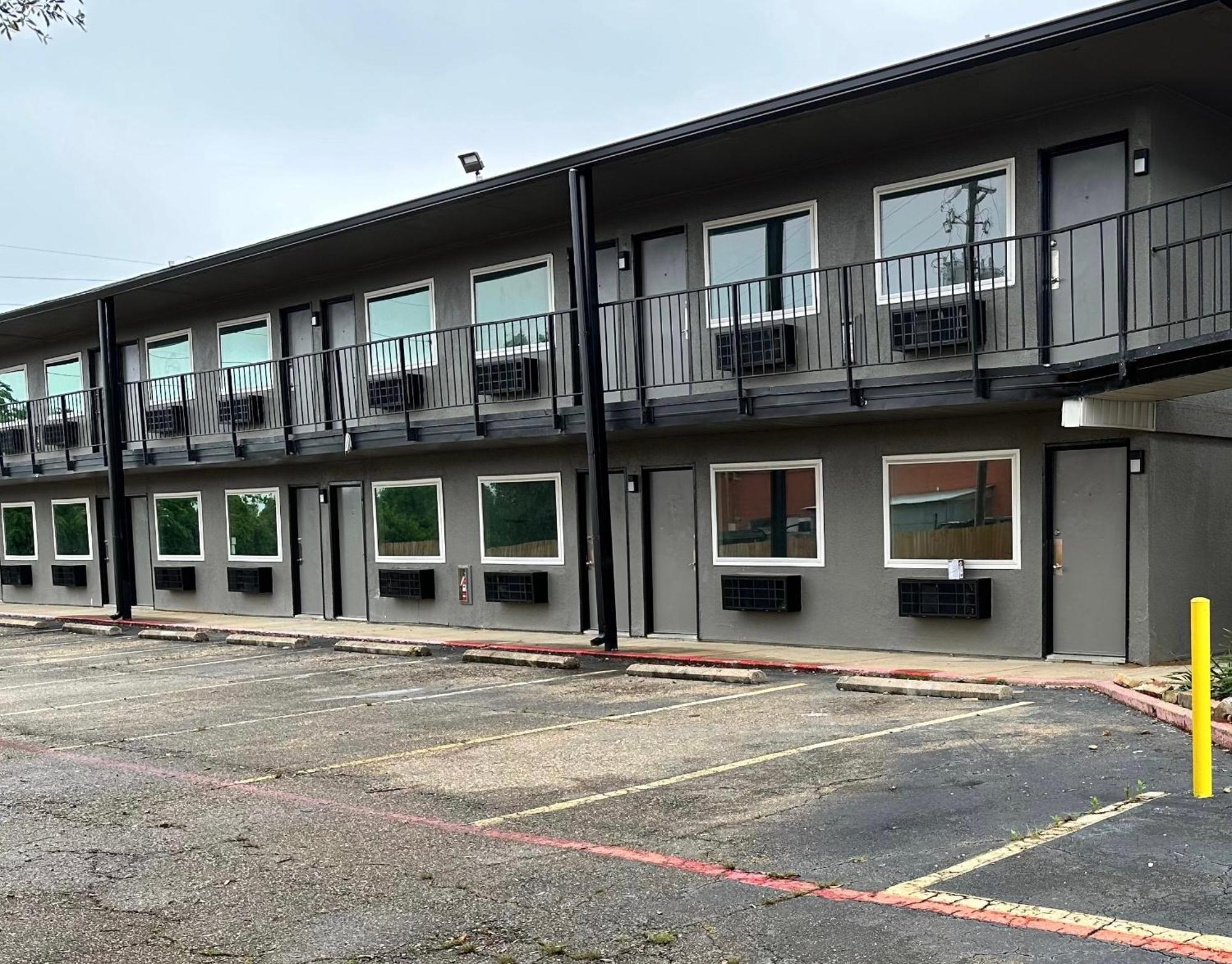 Studio City Suites, A Travelodge By Wyndham Texarkana Eksteriør billede